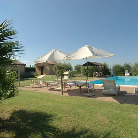 Cantagallina Sleeps 4 Pool Wifi T763082 * Villastrada (Umbria)